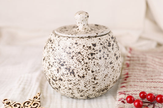 Topf mit Deckel Bird`s Nest